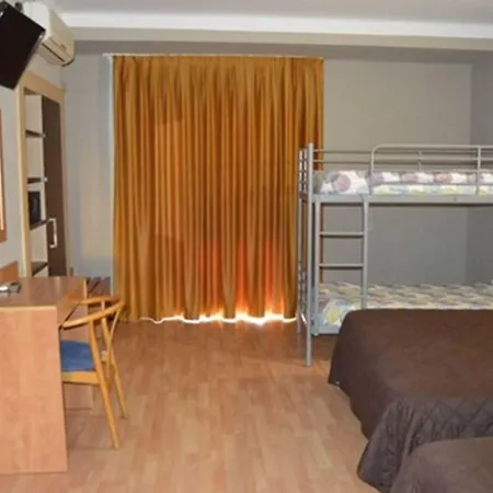 Ciutadella 호텔 2*
