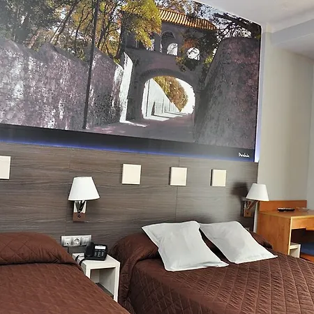 Ciutadella 호텔 2*