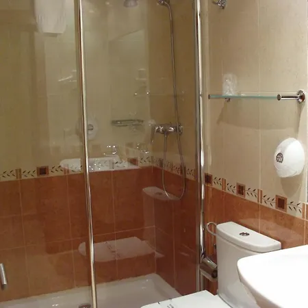 Ciutadella 호텔 2*